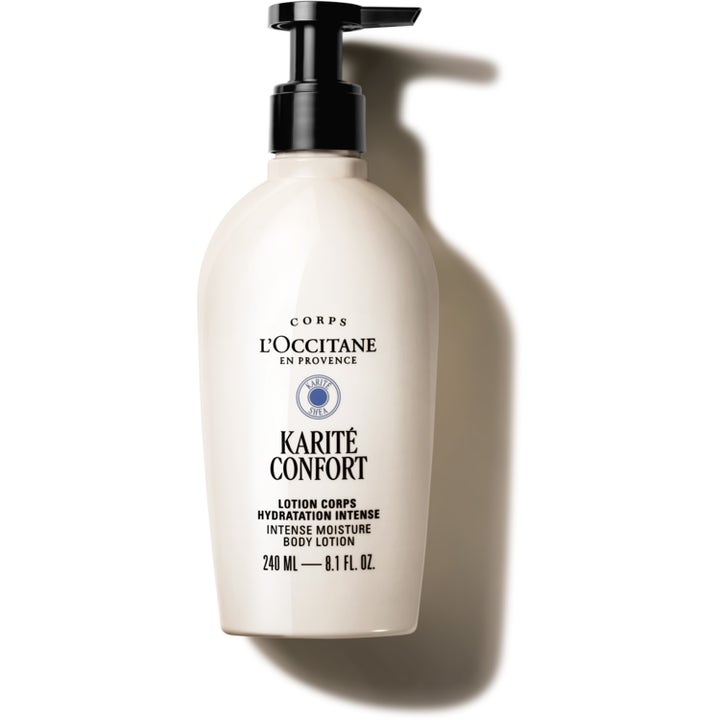 L'Occitane Shea Butter Karité Confort 240 ml intensivt närande lotion i en krämvit plastflaska med svart pump