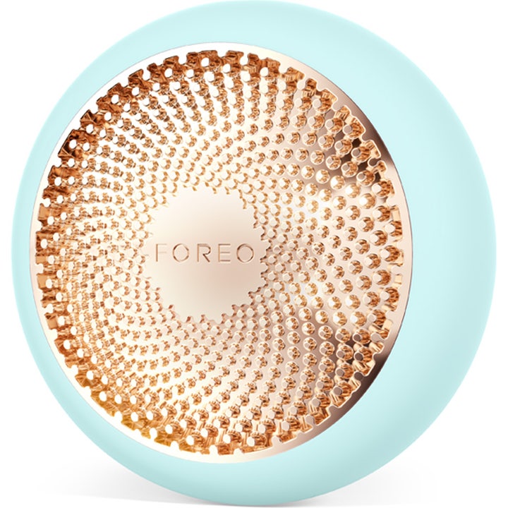 FOREO UFO 3 Mint 1 st ger LED-terapi för ansiktsbehandling hemma i mintgrön design med roséguldsplatta.