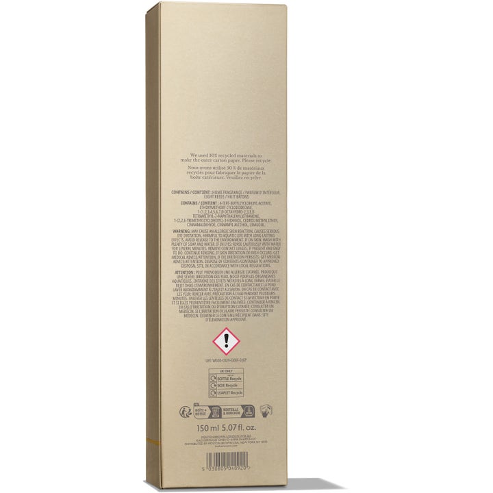 Mesmerising Oudh Accord & Gold Aroma Reeds