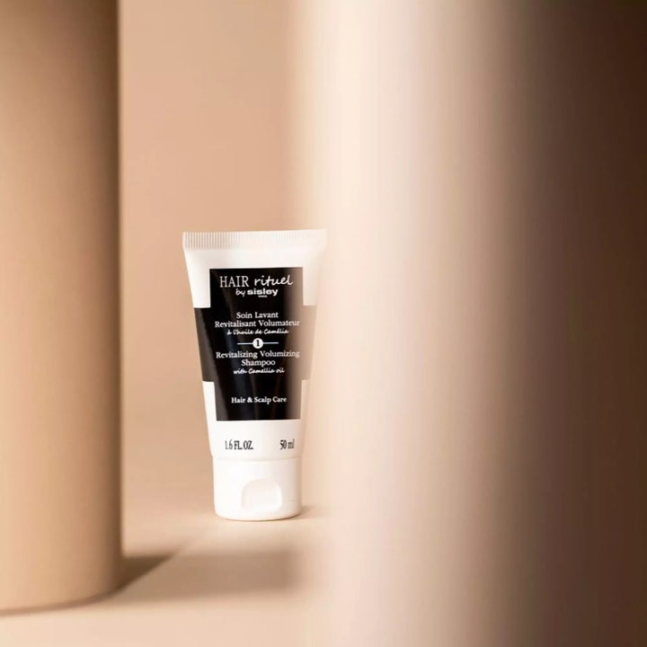 Revitalizing Volumizing Shampoo