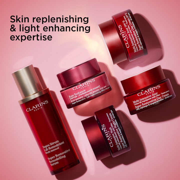 Clarins Rose Radiance 50 ml lyster ansiktskräm uppstramande i röda glasburkar som ger lyster med peptider
