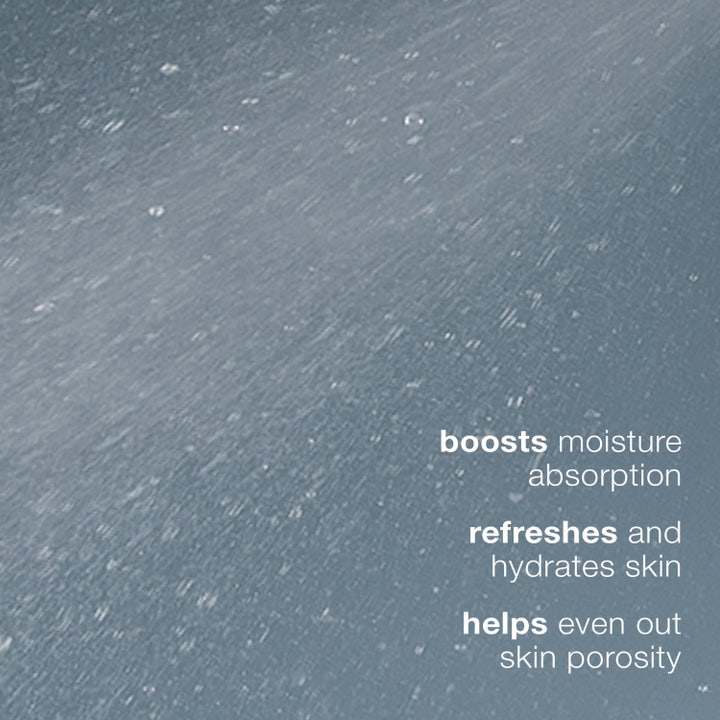 Dermalogica Multi-Active Toner 250 ml återfuktande ansiktsvatten i vit sprayflaska som lugnar och ger fukt.