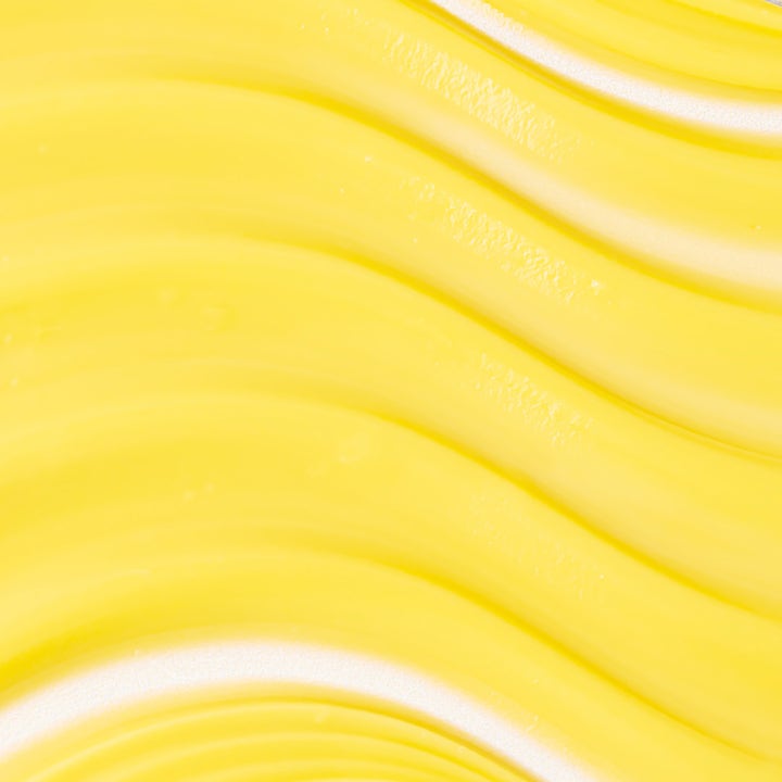 KORA Organics Turmeric Glow Moisturizer 50 ml gurkmeja ansiktskräm med en mjuk och krämig gul textur