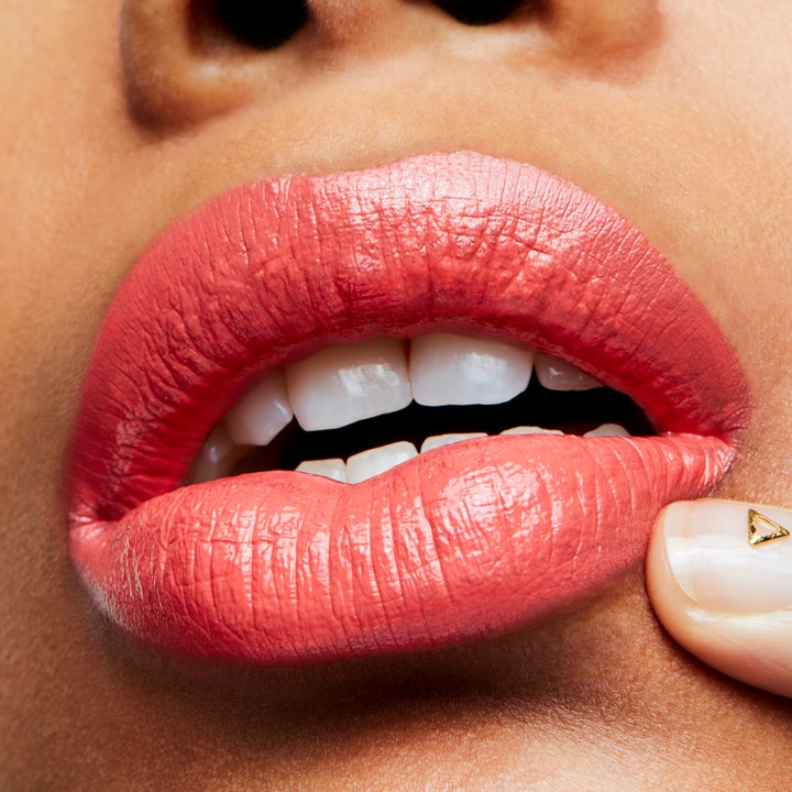 Amplified Crème Lipstick