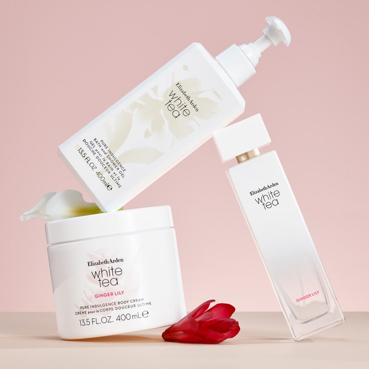 Elizabeth Arden White Tea 400 ml duschtvål i vit pumpflaska med matchande kroppskräm och parfym.