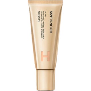 Hourglass Illusion Luminous Glow Foundation