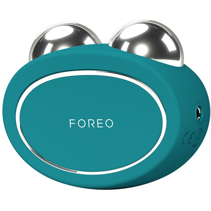 FOREO BEAR 2 Evergreen mikroström 1 st ger ansiktslyft utan kirurgi hemma med mörkgrön silikon och runda silverkulor