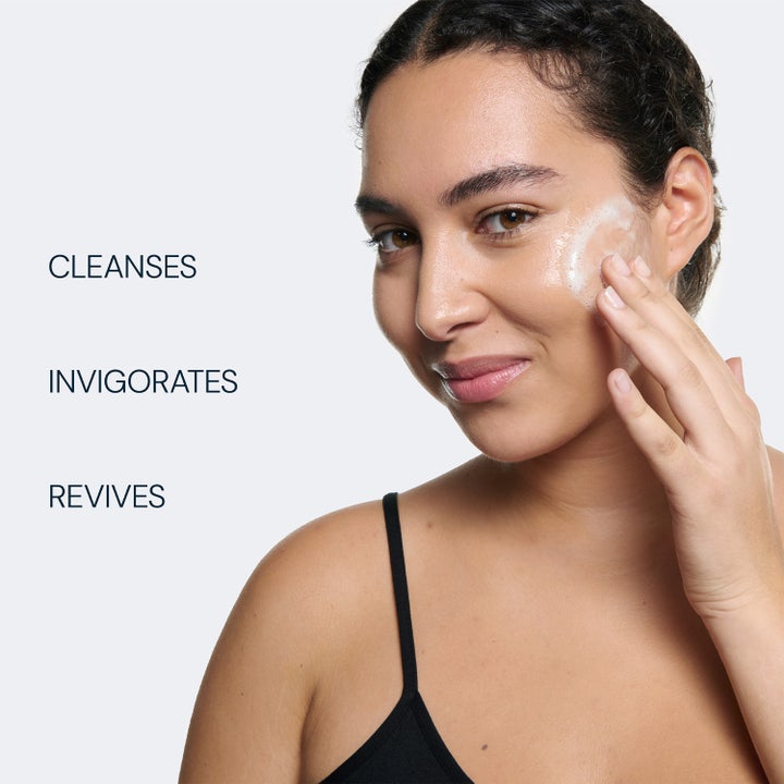 Elemis Pro-Collagen Energising Marine Cleanser 150 ml energigivande rengöringsgel med Padina Pavonica och mineraler