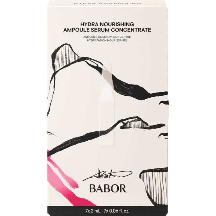 Babor Hydra Nourishing Ampoule Serum Concentrate 7x2 ml ger näring i vit förpackning med svart grafik och rosa detalj.