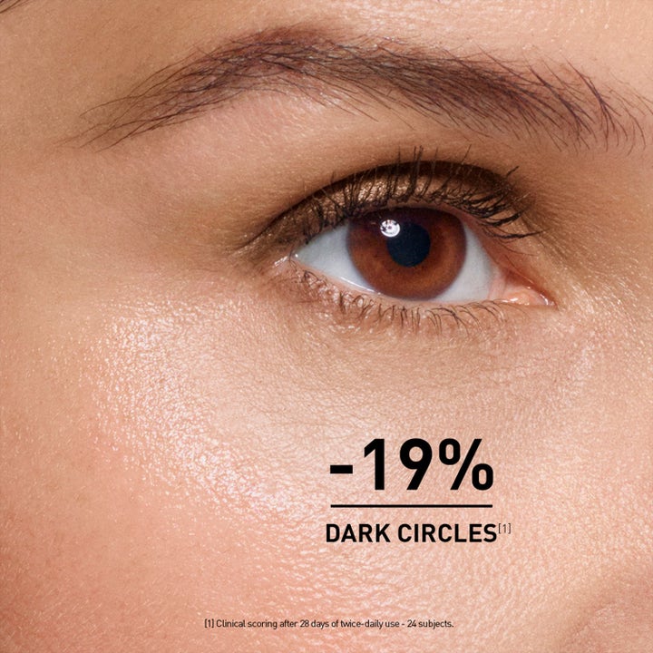 Filorga NCEF-Revitalize Eyes 15 ml ögonkräm mot mörka ringar på en närbild av ett öga med texten -19% dark circles.