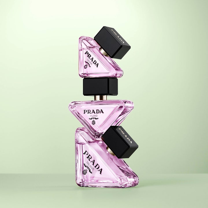 Prada Paradoxe Virtual Flower 30 ml damparfym tre triangelformade flaskor som visar parfymens intensitetsskala