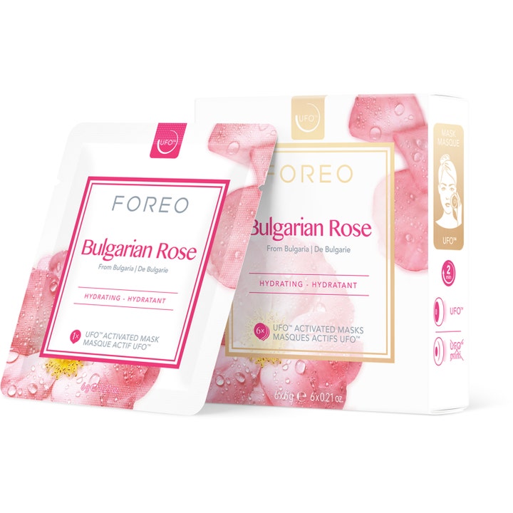 FOREO Bulgarian Rose 6x6g UFO aktiverad rosvatten mask ger fukt i vit förpackning prydd med rosenblad.