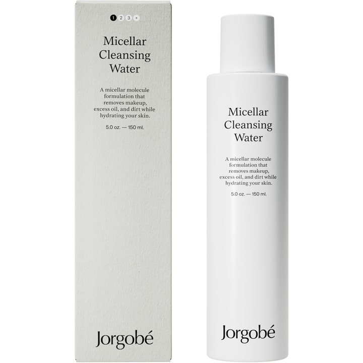 Jorgobé Micellar Cleansing Water 150 ml fuktgivande micellärvatten i vit flaska och minimalistisk ytterförpackning