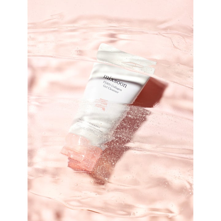 Mixsoon PDRN Collagen Gel Cleanser 100 ml ansiktsrengöring i vit tub i en klar bubblig gelkonsistens