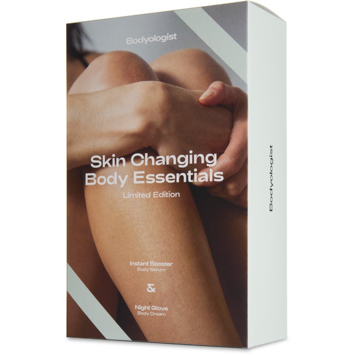 Bodyologist Skin Changing Body Essentials 1 st presenter för hudvård i vit Limited Edition box med bild på hud.
