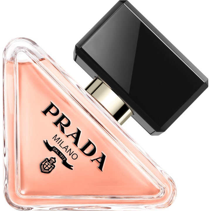 Prada Paradoxe Eau de Parfum 90 ml blommig designerparfym i triangulär glasflaska med persikofärgad vätska