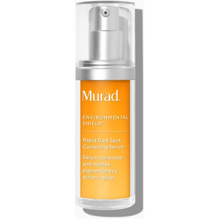 Murad Rapid Dark Spot Correcting Serum mot pigmentering ansikte i en genomskinlig pumpflaska med orange innehåll.