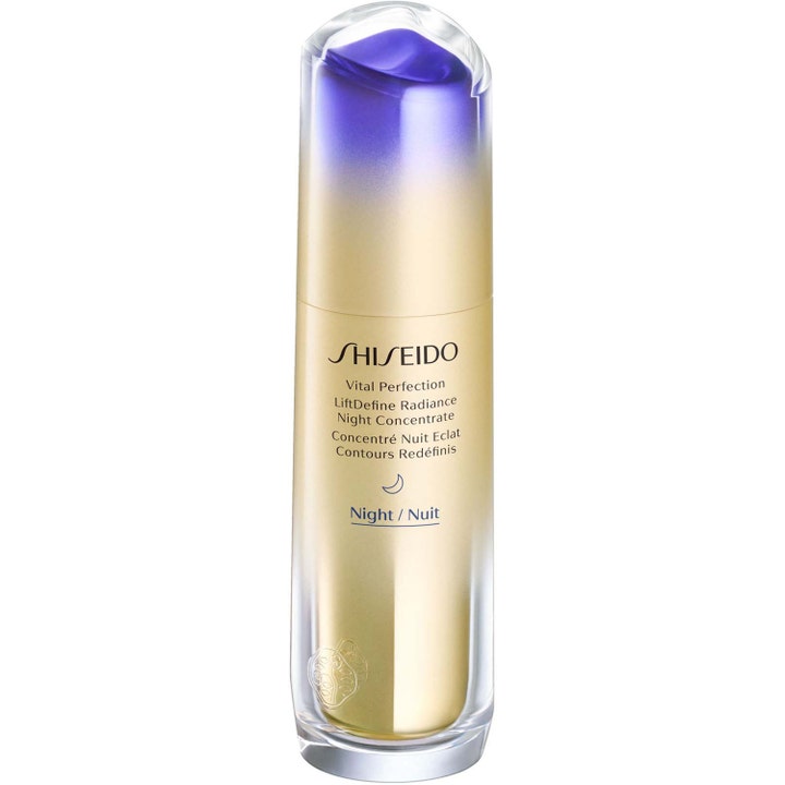 Shiseido Vital Perfection LiftDefine Radiance Night Concentrate uppstramande ansiktskräm i guldflaska med lila gradient