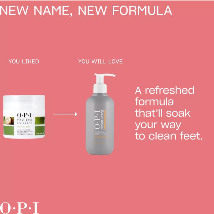 OPI Nature Strong Soften Up Pedi Soak 250 ml fotbad som ger rena fötter i ny grå pumpflaska.