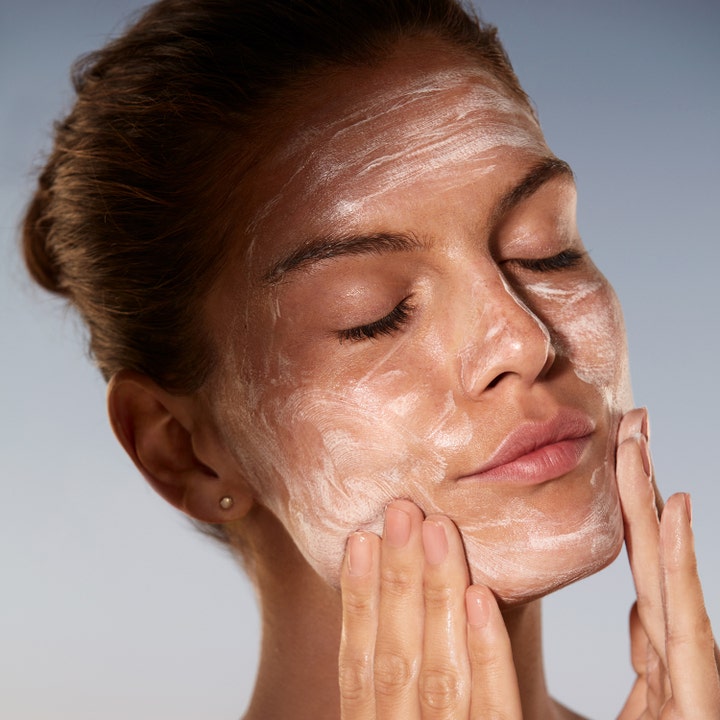 Estée Lauder Advanced Night Cleansing Gelee 100 ml ansiktsrengöring aminosyror som bildar ett vitt lödder vid massage