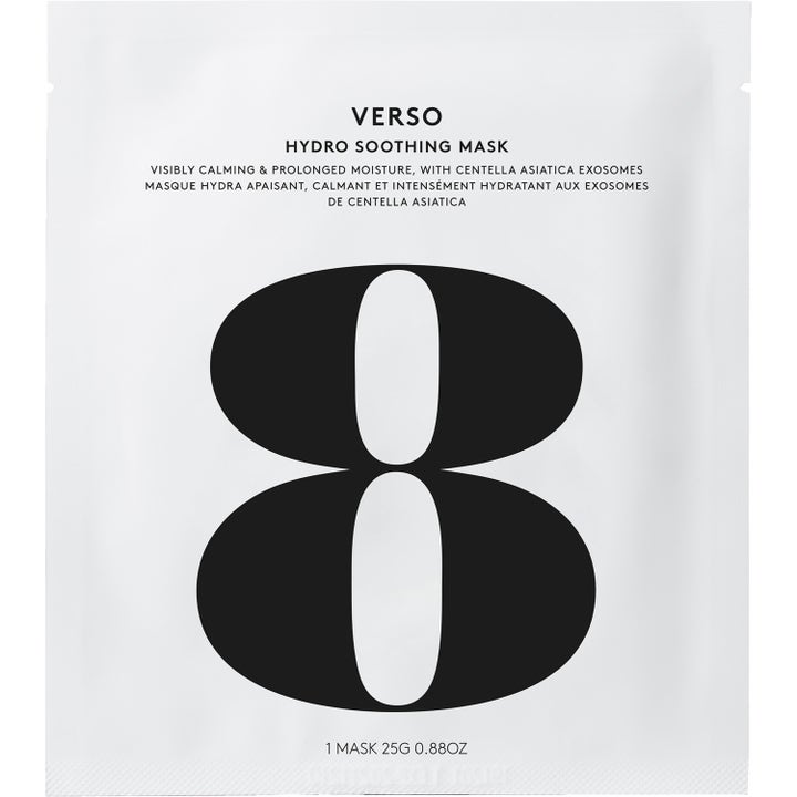 Verso Hydro Soothing Mask 25 g lugnande arkmask med centella asiatica i vit förpackning med en stor svart åtta.