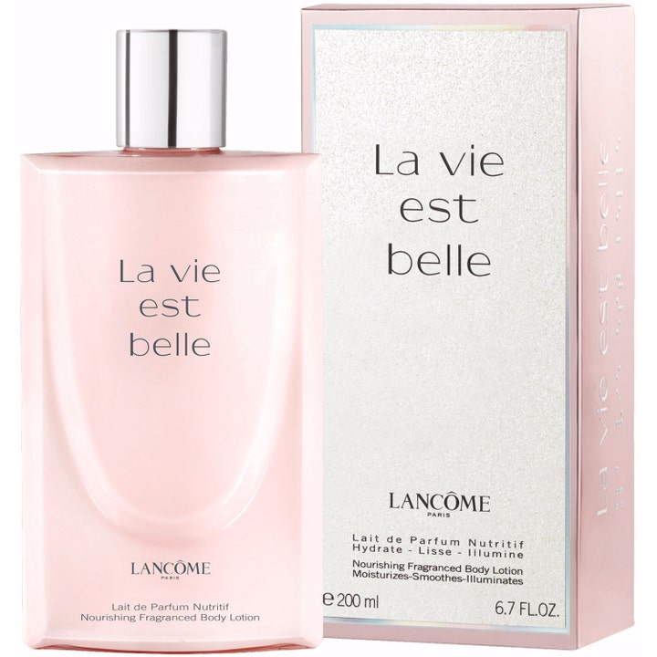 Lancôme La Vie Est Belle 200 ml vårdande bodylotion ger lyster i ljusrosa flaska med silverkork och glittrig ask