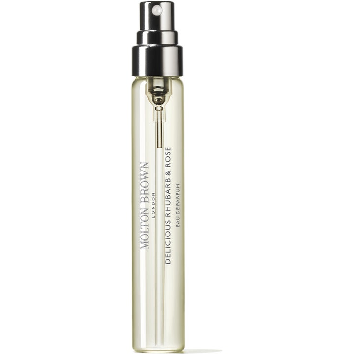 Molton Brown Delicious Rhubarb & Rose 7,5 ml blommig parfym i smal glasflaska med silverfärgad spraypump