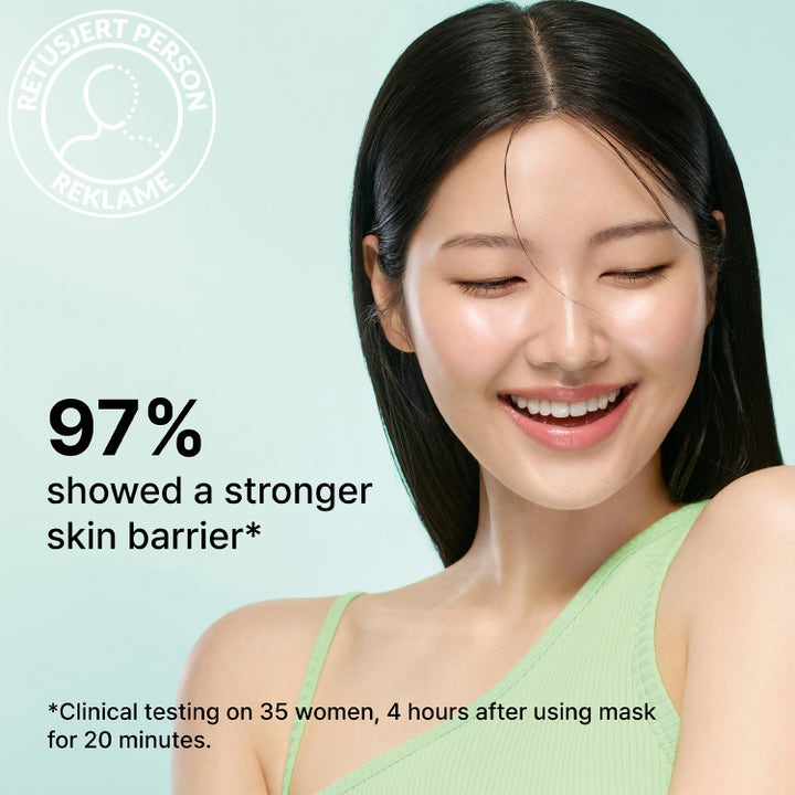 Dr.Jart+ Cryo Rubber Soothing Mask 36 g lugnande ansiktsmask visar kvinna med lyster och text om stärkt hudbarriär