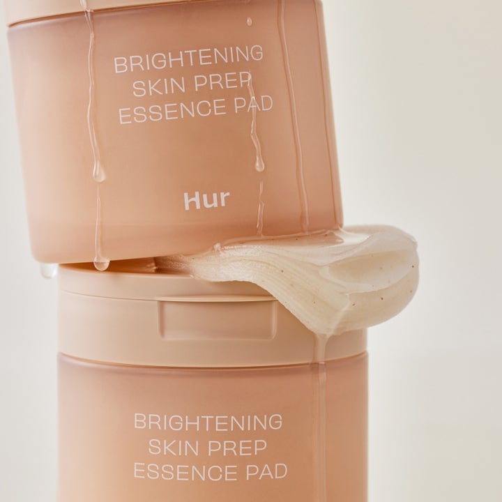 House of Hur Brightening Skin Prep Essence Pad 140 ml lystergivande pads i persikofärgade burkar med droppar