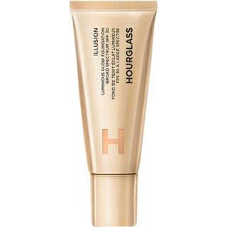 Hourglass Illusion Luminous Glow Foundation