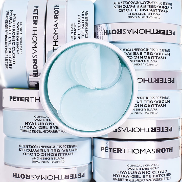 Peter Thomas Roth Water Drench 30 st hydra-gel ögonmask i öppnad burk med ljusblå patches för fuktboost.