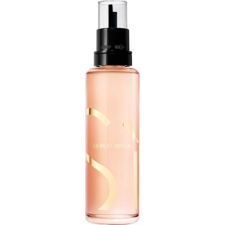Armani Sì Eau de Parfum Refill 100 ml armani parfym refill i smal glasflaska med persikofärgad vätska och svart pump