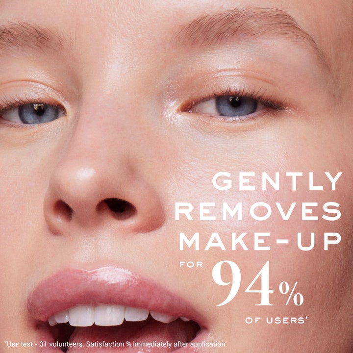 Nuxe Very Rose Micellar Water 200 ml sminkborttagning alla hudtyper i rosa flaska omgiven av vattenstänk.