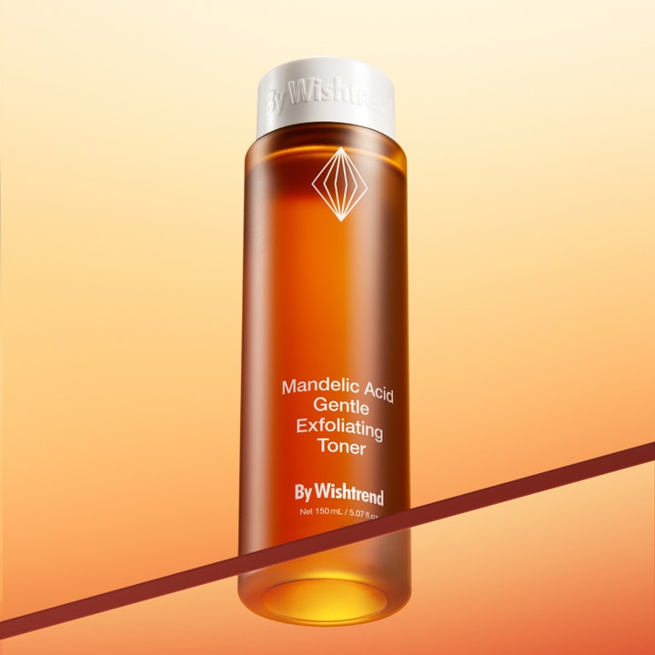 By Wishtrend Mandelic Acid Gentle Exfoliating Toner 150 ml ansiktspeeling för acne i bärnstensfärgad flaska