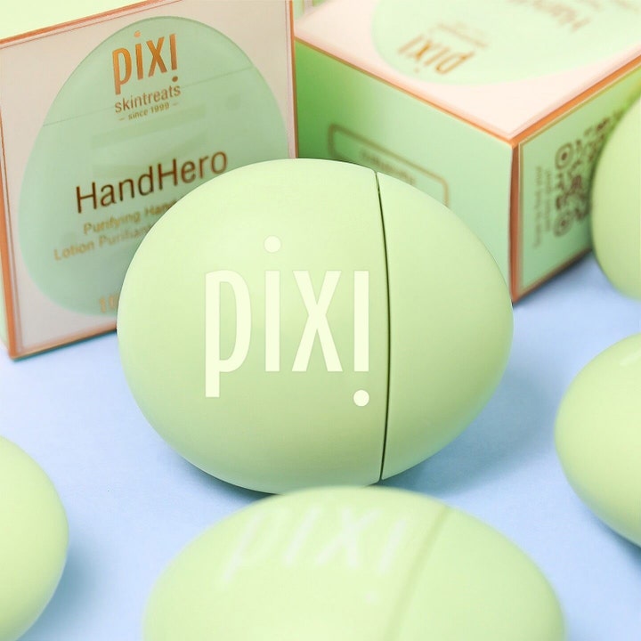 Pixi Hand Hero 30 ml närande handkräm för daglig användning i ljusgrön äggformad behållare med vit logotyp.