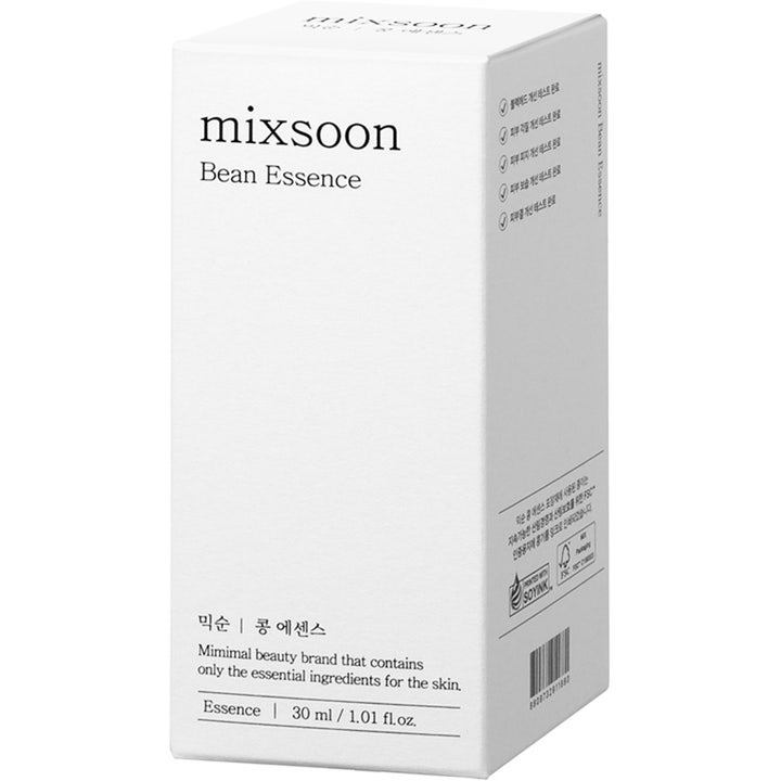 Mixsoon Bean Essence 30 ml exfolierande bön essens i en vit minimalistisk ytterförpackning av papp.