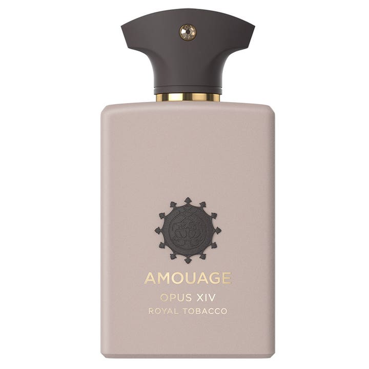 Amouage Opus XIV Royal Tobacco 100 ml Eau de Parfum i en matt beige glasflaska med mörkt lock och guldiga detaljer