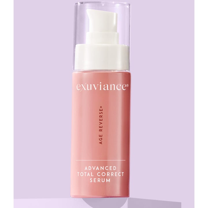Exuviance Age Reverse Total Correct + Sculpt Serum 30 ml uppstramande serum i rosa flaska med vit pump.