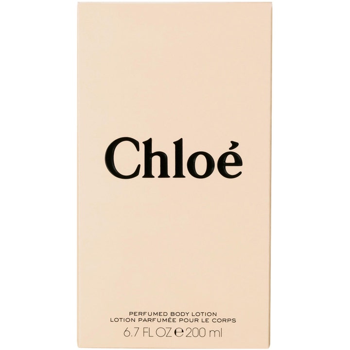 Chloé Chloé Body Lotion 200 ml parfymerad kroppslotion i en elegant beige ytterförpackning med svart text