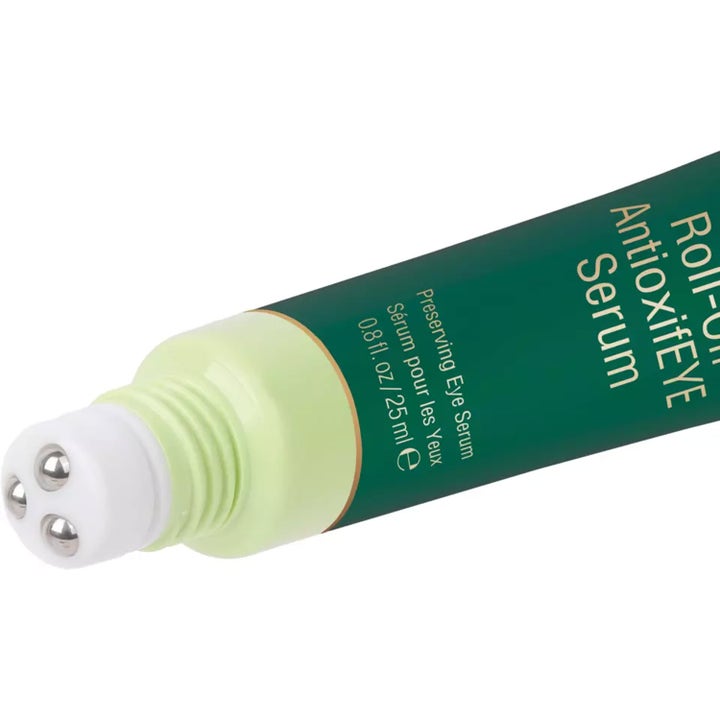 Pixi Roll-On AntioxifEYE Serum 25 ml skyddande ögonserum i grön tub med tre svalkande kulor i metall