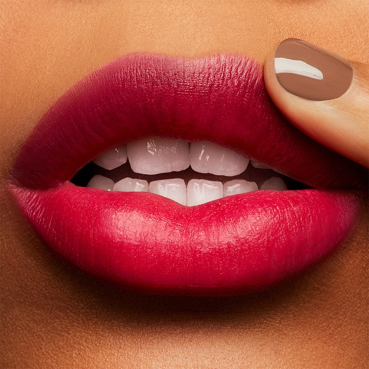 Love Me Lipstick
