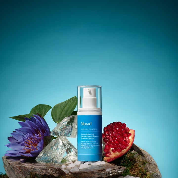 Murad Biome-Balancing Clear & Prevent Blemish Treatment Serum 30 ml aknebehandling balansera huden med granatäpple.