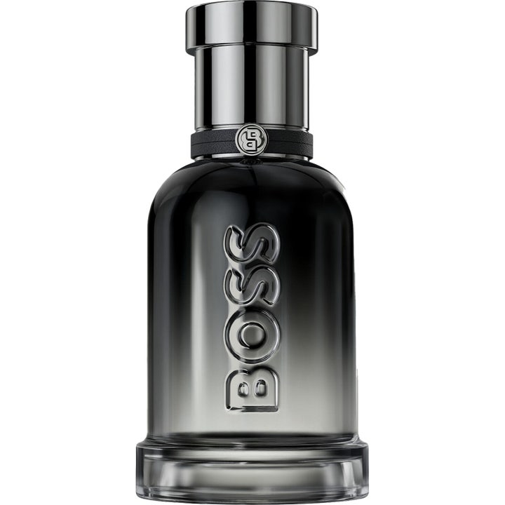 Hugo Boss Bottled Beyond 50 ml Eau de Parfum är en intensiv parfym i rökigt tonad glasflaska med mörkt metallock