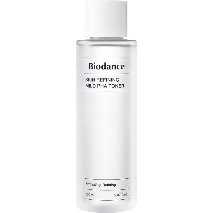 Biodance Skin Refining Mild PHA Toner 150 ml exfolierande ansiktsvatten i en frostad flaska med vitt skruvlock