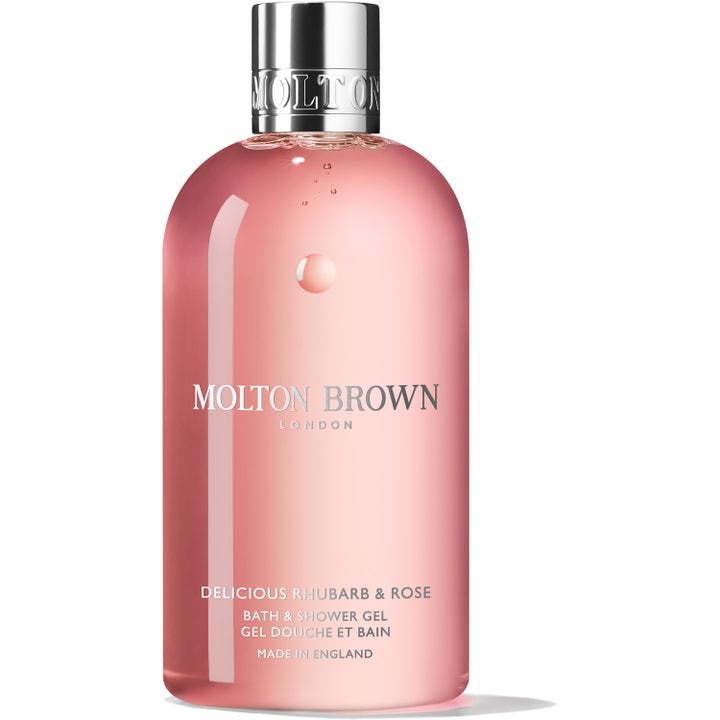 Molton Brown Delicious Rhubarb & Rose 300 ml blommig duschtvål med rabarber i genomskinlig flaska med rosa doftgel.