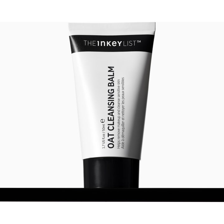 The INKEY List Oat Cleansing Balm 50 ml lugnande rengöring för känslig hy i vit tub med svart lock.