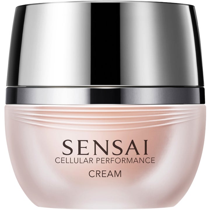Sensai Cellular Performance Cream återfuktande ansiktsvård i ljusrosa frostad burk med ett glansigt silverlock.