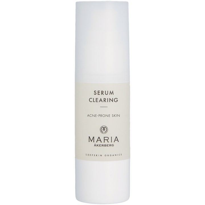 Maria Åkerberg Serum Clearing 30 ml aknebehandling för fet hy i vit cylindrisk pumpflaska med beige etikett.