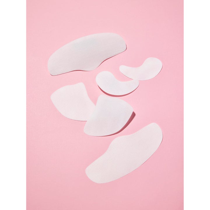 Mixsoon Melting Collagen Eye Film 5 st återfuktande ansiktsmask med tunna vita kollagenfilmer på rosa bakgrund.