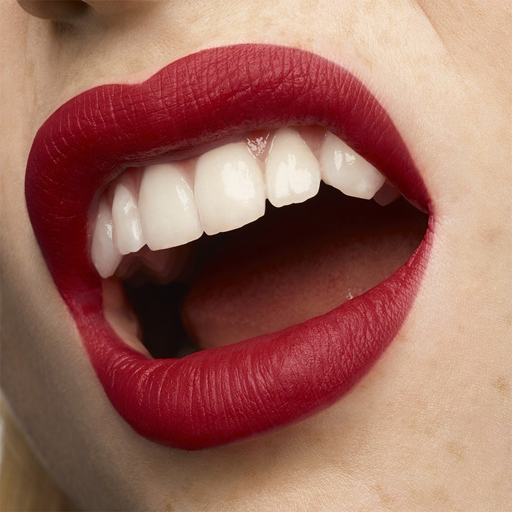 The Slim Velvet Radical Lipstick